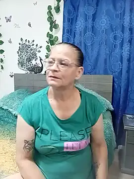 katrinna_'s Live Chat Room