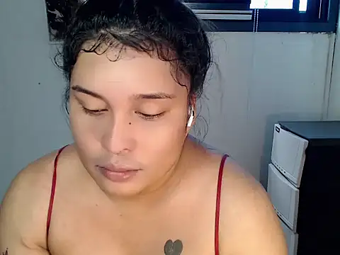 Chatroom XXX en direct de Hardcore_Tgirl