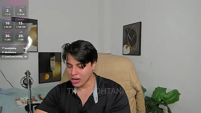 Thom_Ohtani live XXX chat