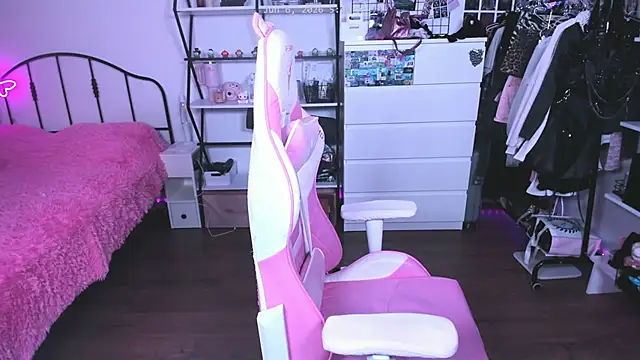 ashleywowmeow's Live XXX Chat