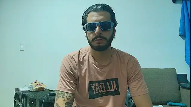 thomas_gun élő XXX-chatje