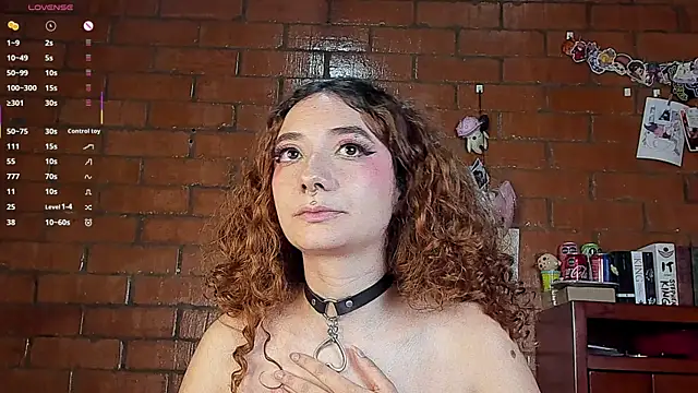 Chatroom XXX en direct de Annycolin_