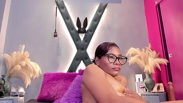 AtheneaBrownn: онлайн-секс-чат