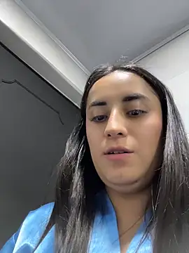 Antonella_Julieta live XXX chat