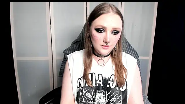 YourDyingBride's Live XXX Chat