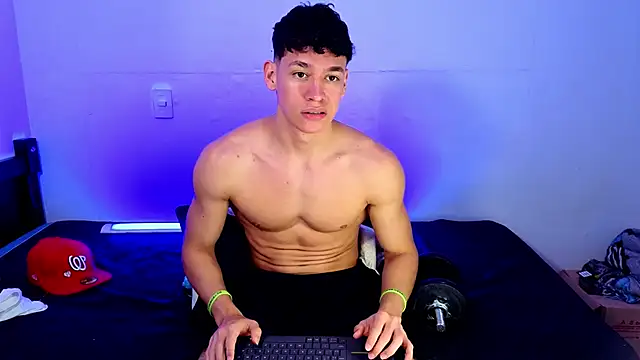 Luke_Muscle 现场XXX聊天