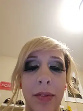 AmethystFoxxn Live XXX chat