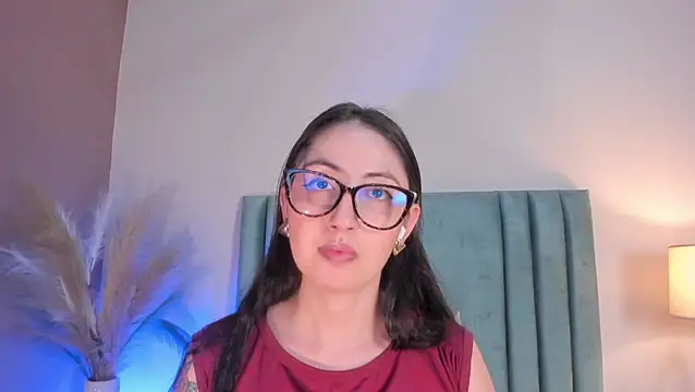 Chat XXX en directo de Emilywatsonn