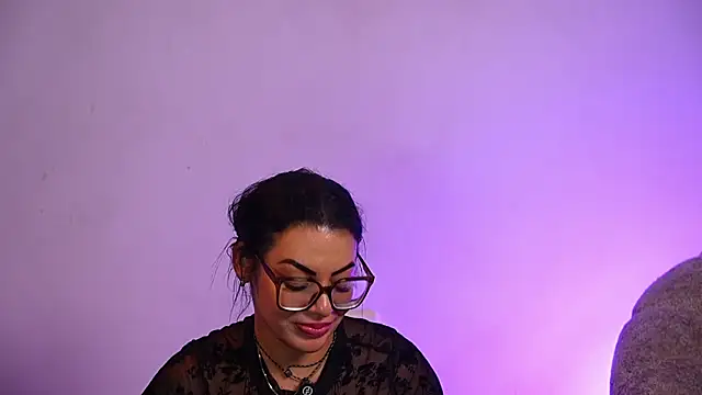 Czat XXX na żywo – anyiled_hot