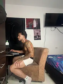 Chat XXX ao vivo de Kenny_romano