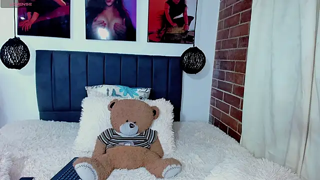 Czat XXX na żywo – kyliejenner_hot