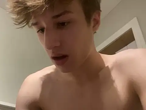XXX chat uživo modela yourwhiteboy1