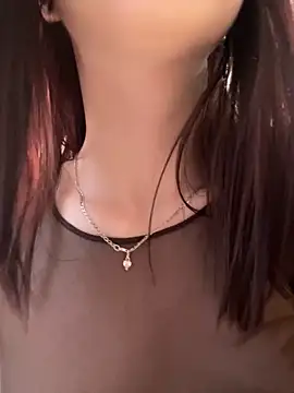 MiraXS XXX чат на живо