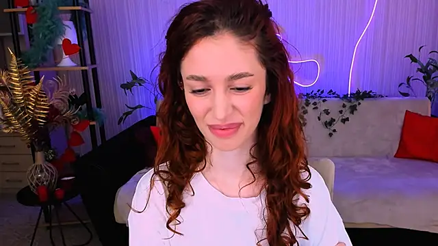 ChristinaConteeree Chat XXX live