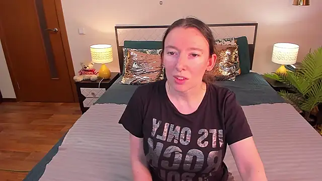 CatherineWalls' Live XXX Chat