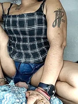 Chat +18 de Delhi_Patola ao vivo