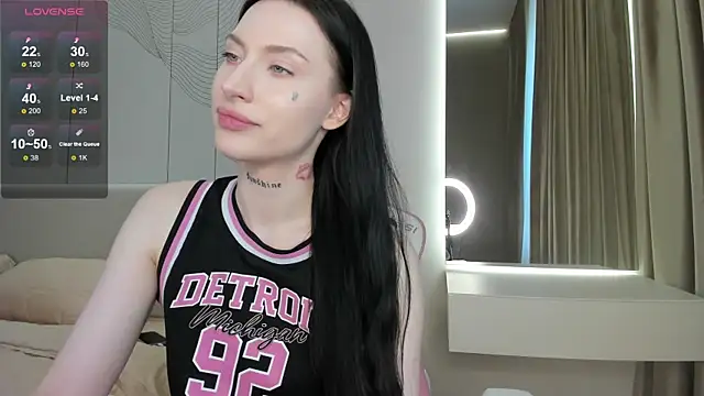 JenniferQueen11: онлайн-секс-чат