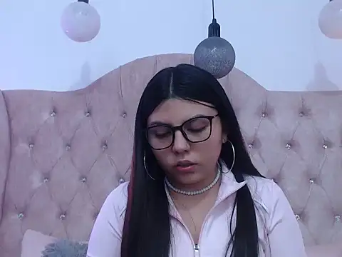 Jessica_Carter_01: онлайн-секс-чат