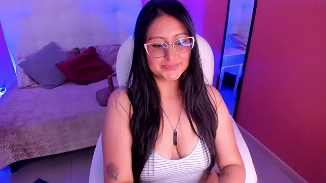 Amber_gold_ Chat XXX live