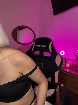 Cinamoonn Live XXX Chat