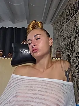 Živý XXX chat kylie_blck
