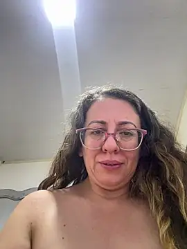 Chatroom XXX en direct de miss_hanna07