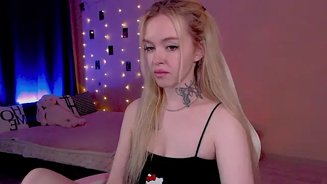دردشة Naughty_Mable الجنسية المباشرة