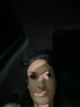 Kate-Paul Obrolan Langsung XXX