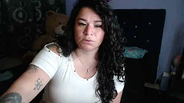 ANGELIQUE_KLANE's Live XXX Chat