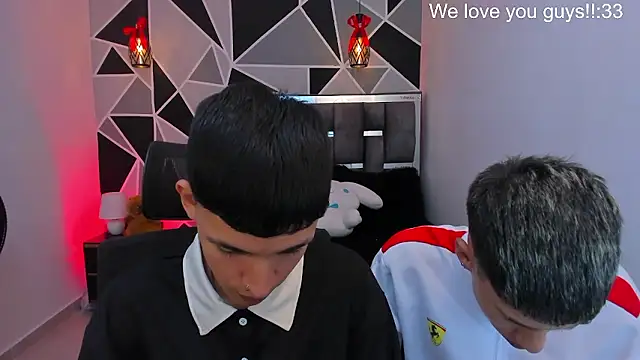 Juan_Nd_Steven – Naživo XXX chat