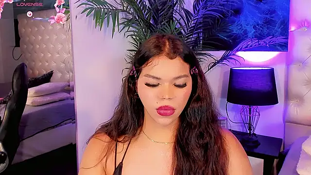 Chat XXX en directo de Keira_Fox31