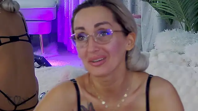 Chatroom XXX en direct de IsabelleEthan