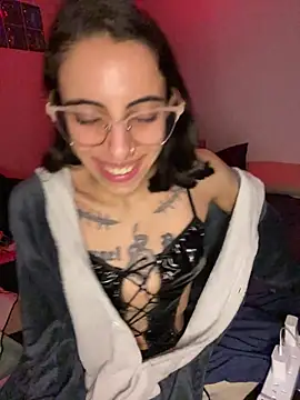 Poison_Ivy_29 Chat XXX live