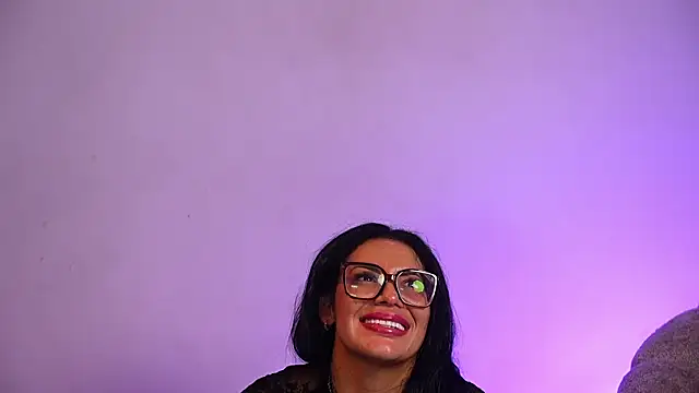 Czat XXX na żywo – anyiled_hot