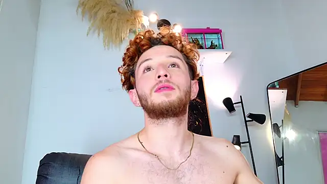 Juan_Castano Chat XXX in diretta