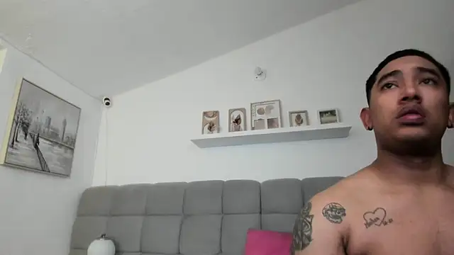 Chat +18 de erotic_sins ao vivo