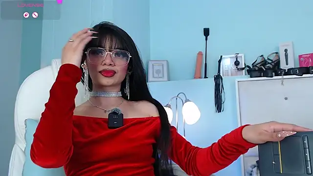 Emerald_gh live XXX chat