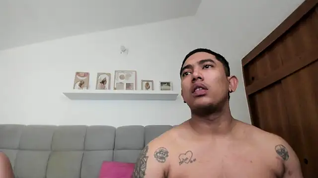 erotic_sins 现场XXX聊天