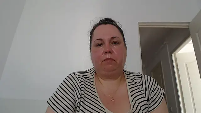 WendyRhoades Live XXX-Chat
