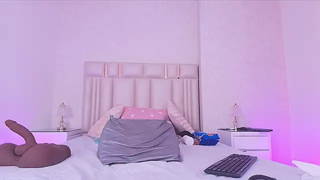 Chatroom XXX en direct de _carolina_fox