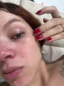 miacarrot Adlı Modelin Canlı XXX Sohbeti