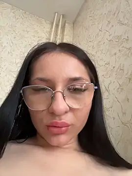 Онлайн чат XXX KameliaMur