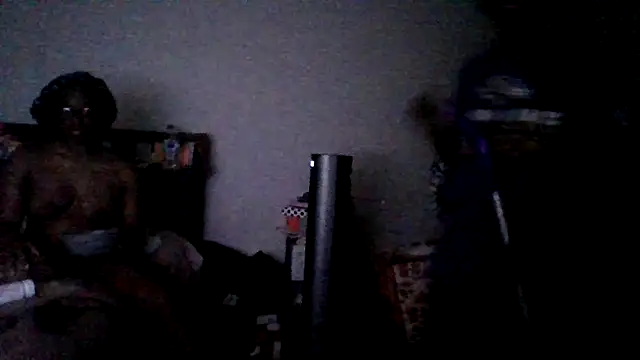 Chat +18 de BedazedFirefly ao vivo