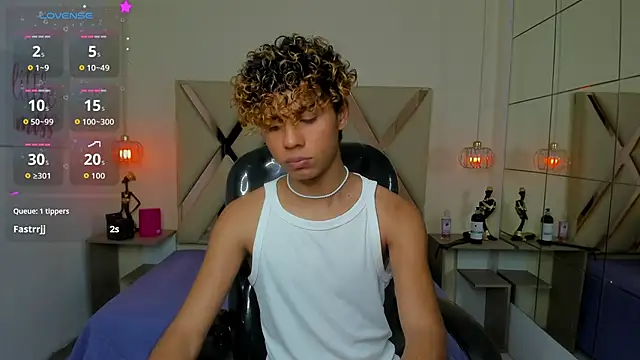 Anyelo_Twink Live XXX Chat