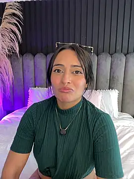 Nanda_vixen_ Obrolan Langsung XXX