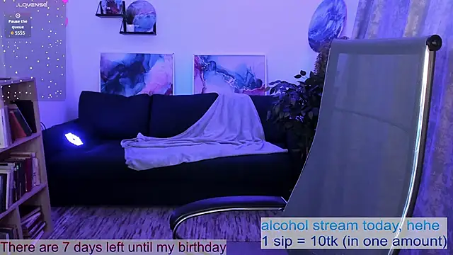 KeytSilvas Adlı Modelin Canlı XXX Sohbeti