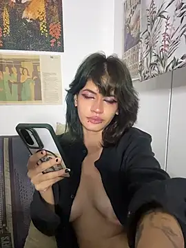 sukulaurens Adlı Modelin Canlı XXX Sohbeti