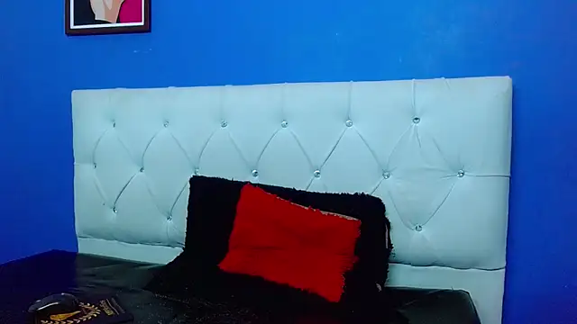 Angel_foxc13 live XXX chat