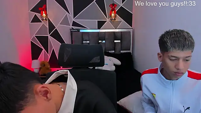 Juan_Nd_Steven Live XXX-chat