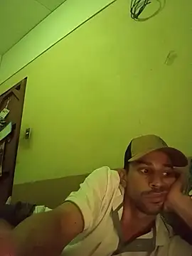 segnini21's Live XXX Chat